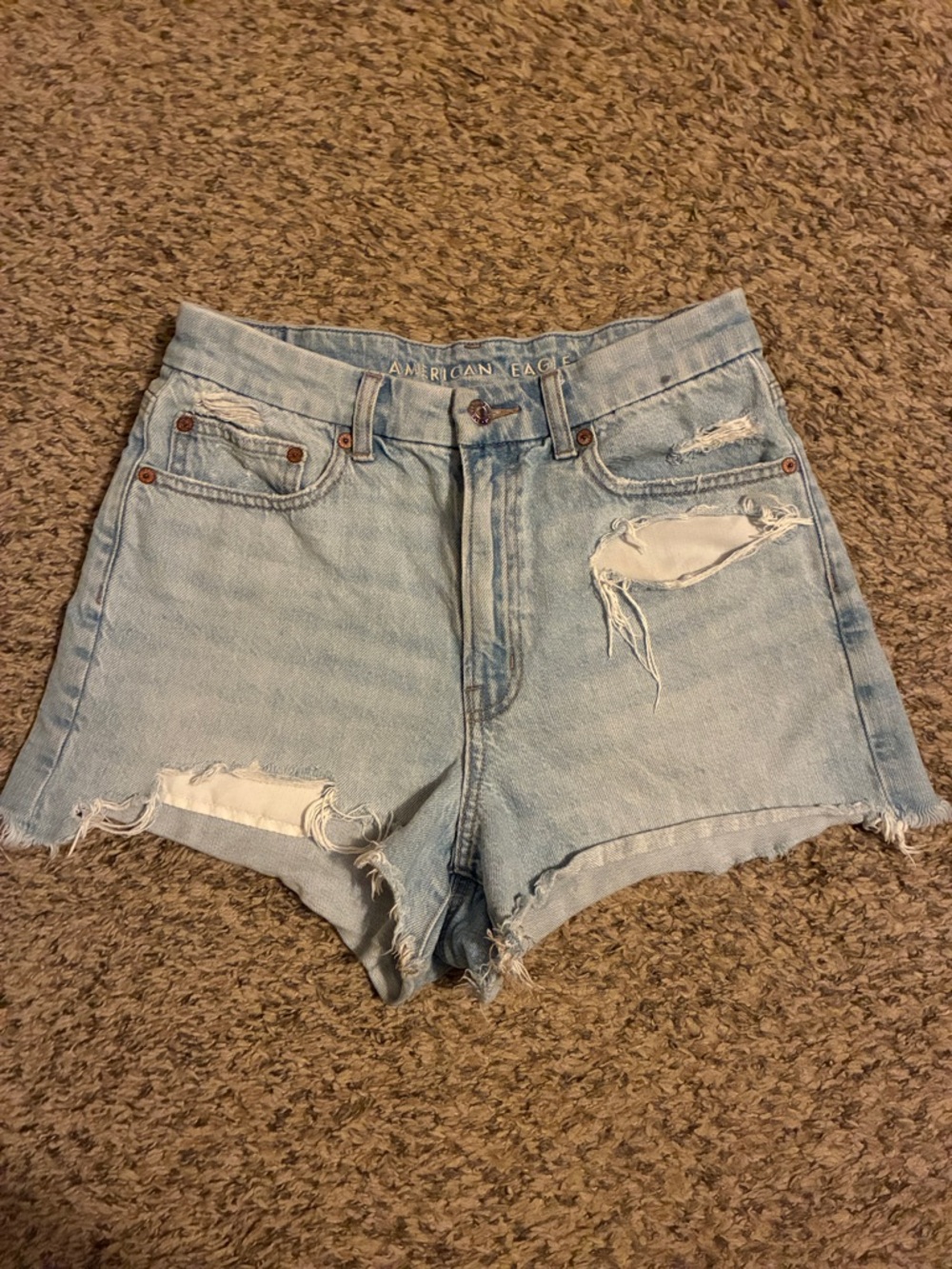 American Eagle distressed curvy 90s boyfriend Jean shorts